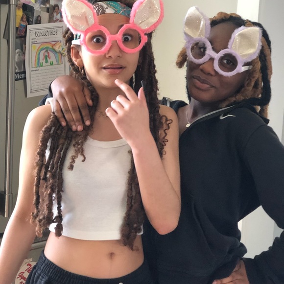 Meet your Posher, Sandra - Picture 2 of 12